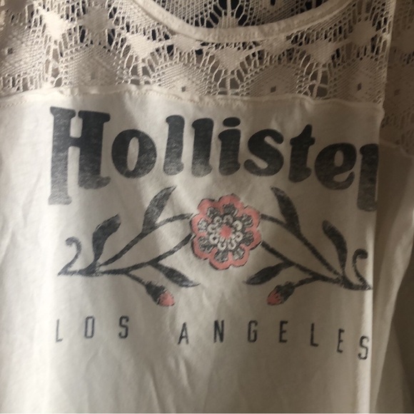 Hollister and By By Top cold shoulder extra small XS - Picture 3 of 13